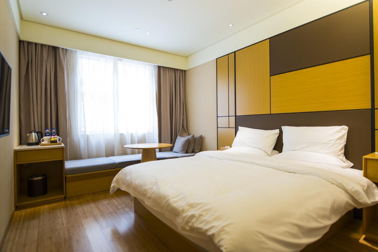 Ji Hotel Guangzhou Tianhe East Railway Station Экстерьер фото